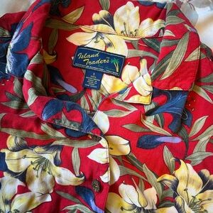 ISLAND TRADERS women’s tropical top